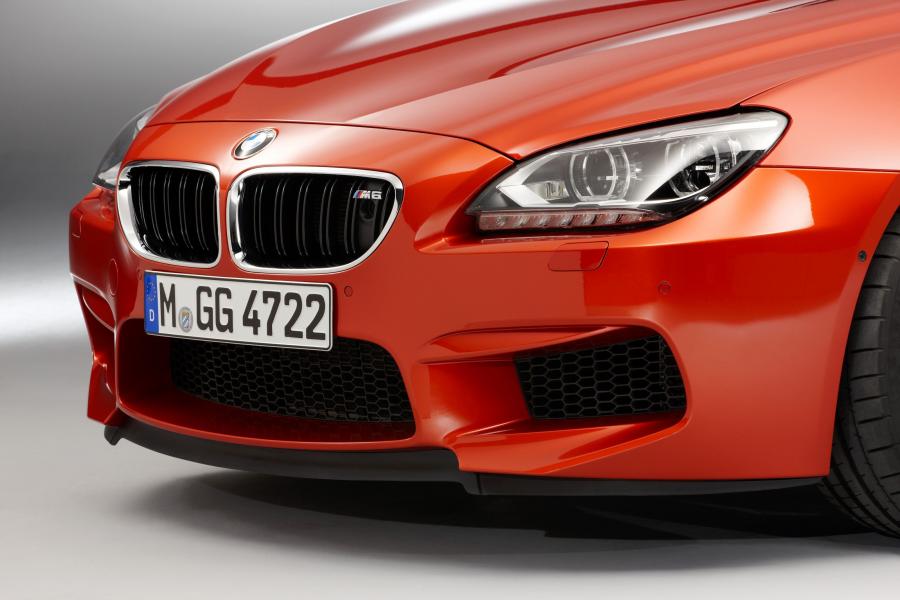  BMW M6 2012 года  (фото 6 из 14)